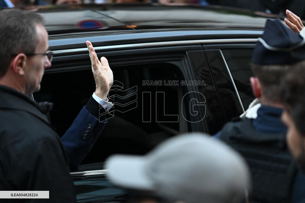 Sarkozy's Residence Before Incarceration - Paris