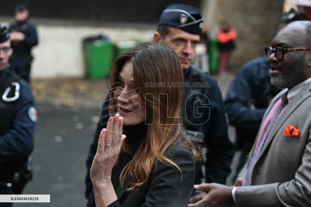 Sarkozy's Residence Before Incarceration - Paris