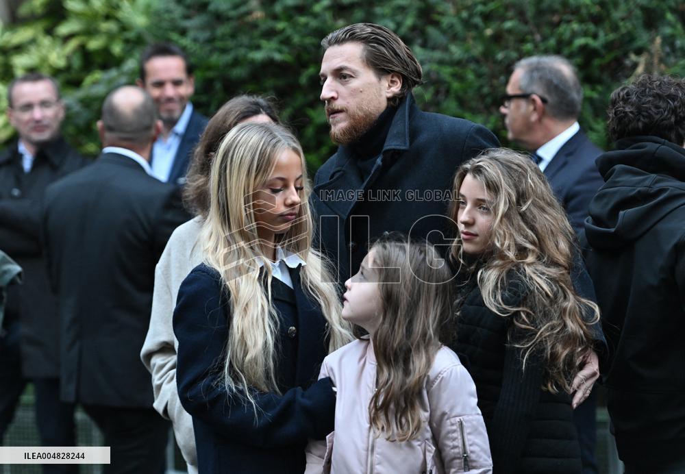 Sarkozy's Residence Before Incarceration - Paris