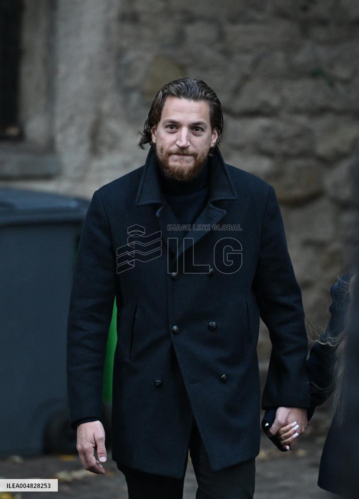 Sarkozy's Residence Before Incarceration - Paris