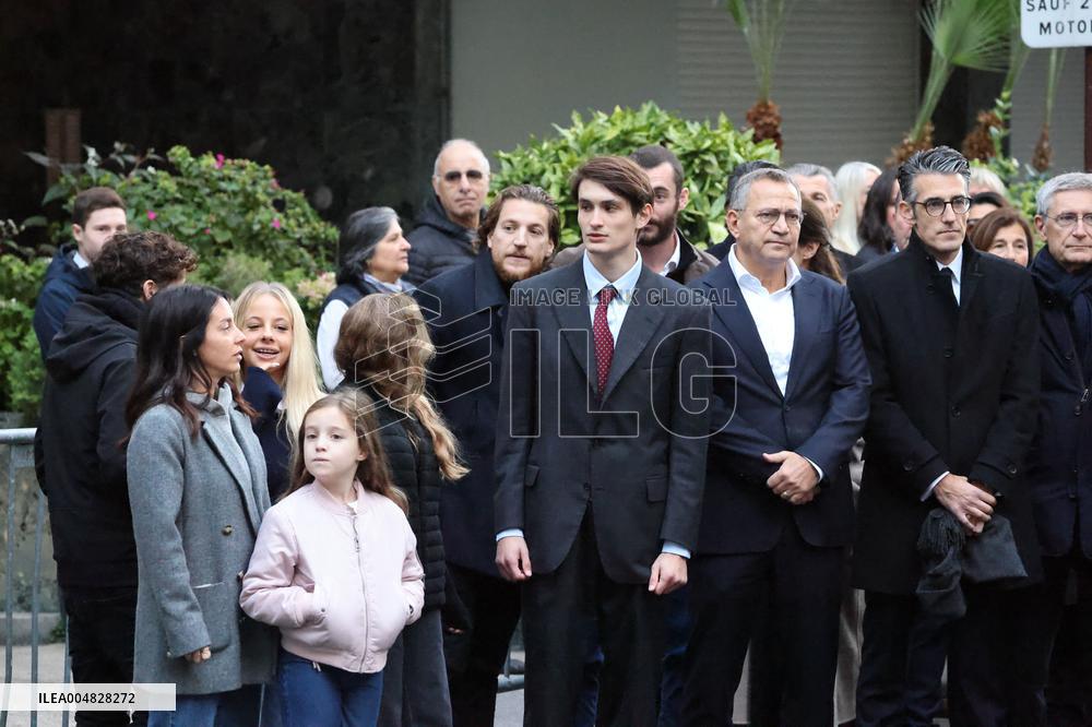 Sarkozy's Residence Before Incarceration - Paris