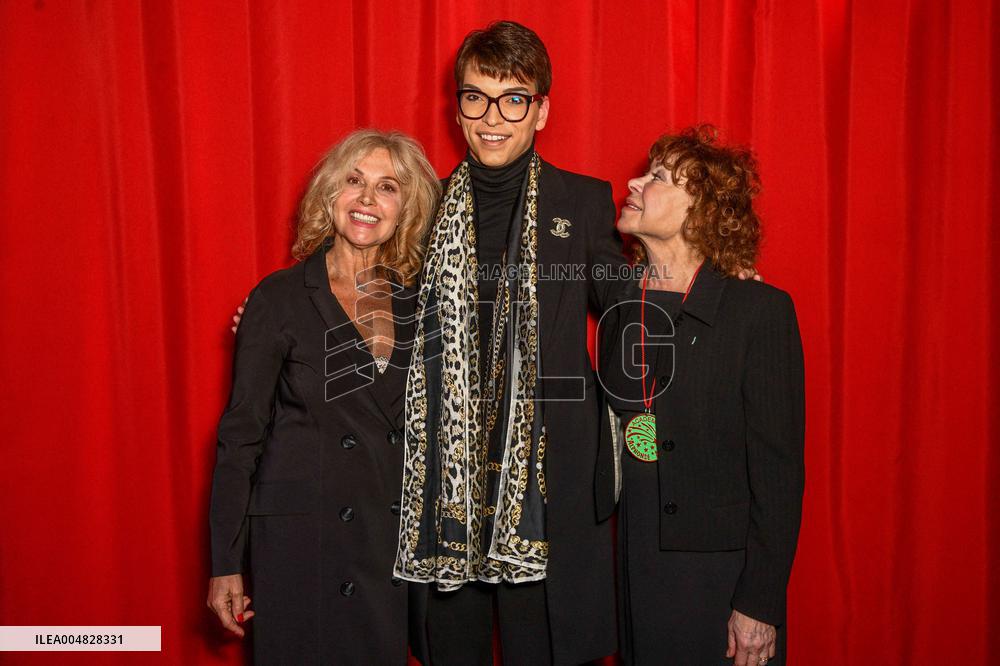 9th Festiv Allais Closing Night - Paris