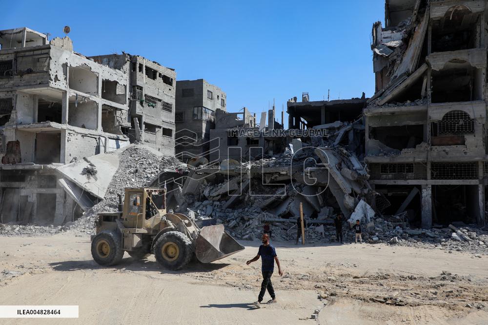 Debris Removal Operations Underway - Gaza City