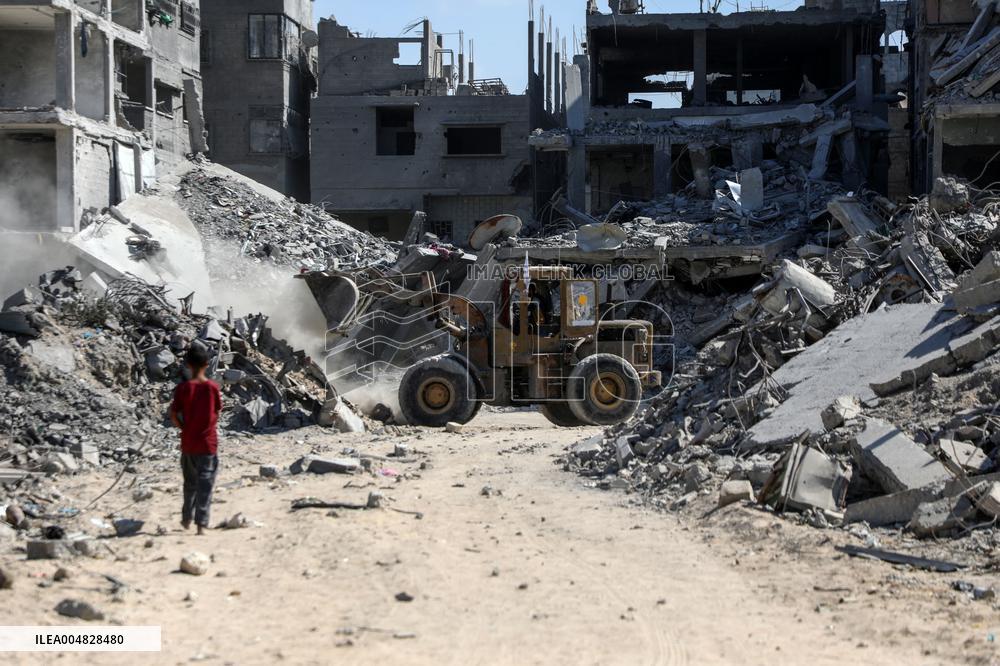 Debris Removal Operations Underway - Gaza City