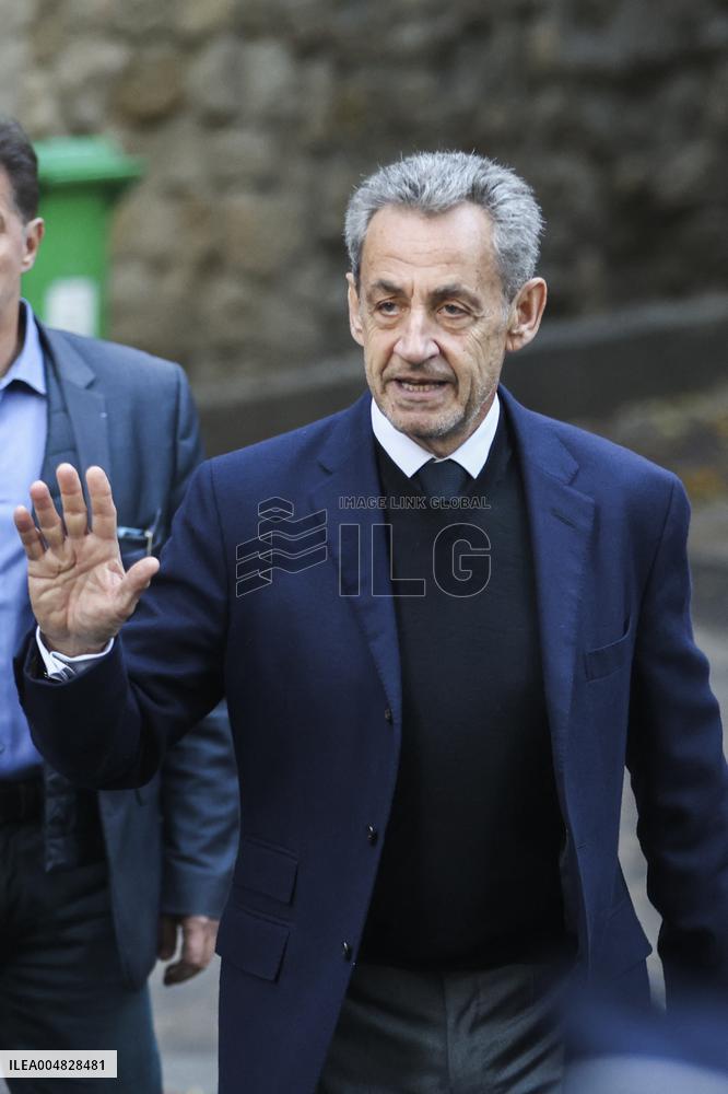 Sarkozy's Residence Before Incarceration - Paris