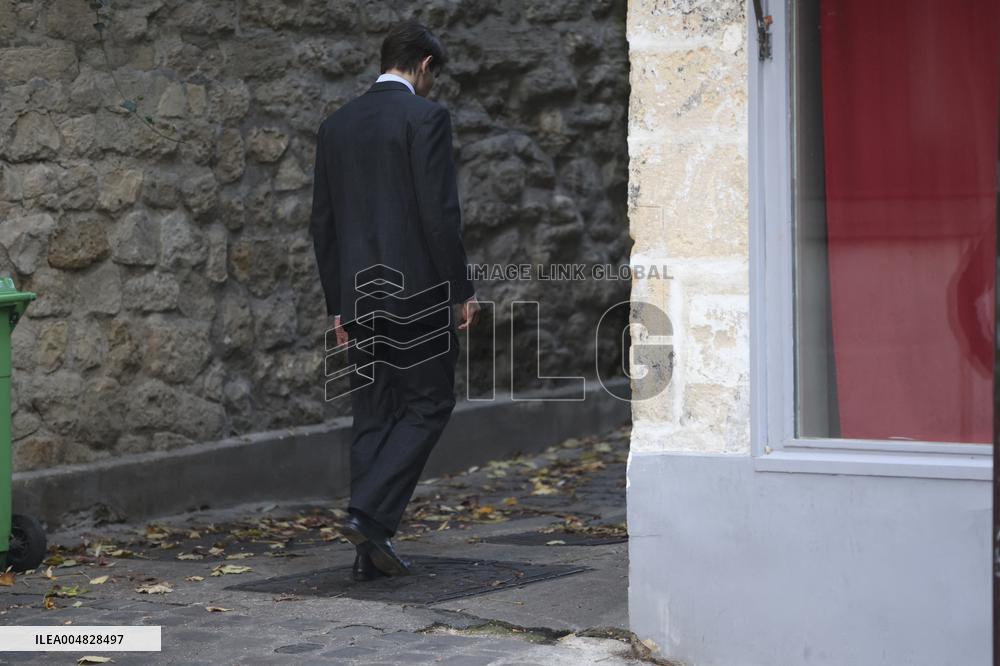 Sarkozy's Residence Before Incarceration - Paris