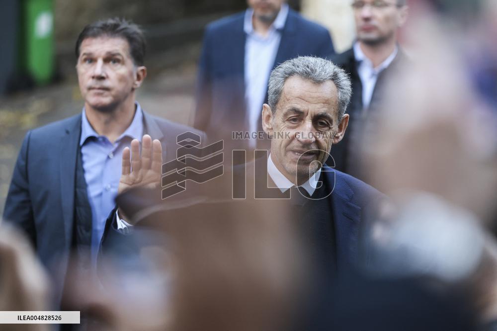 Sarkozy's Residence Before Incarceration - Paris