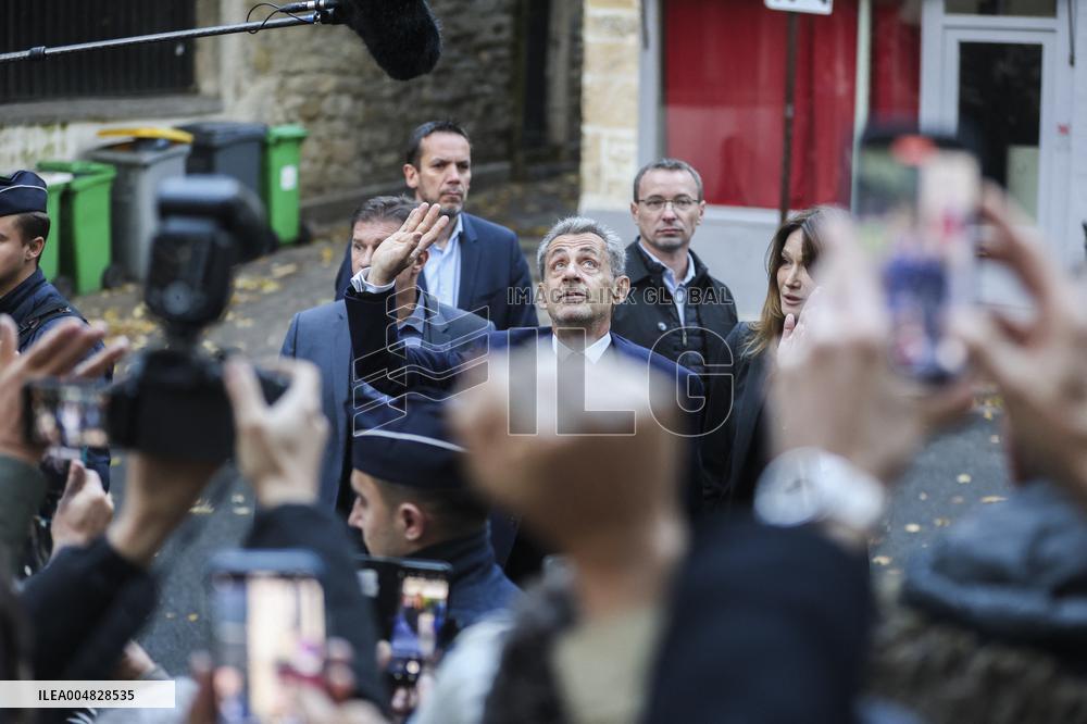 Sarkozy's Residence Before Incarceration - Paris