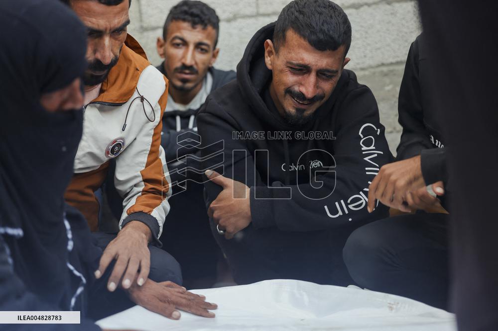 Israeli Strikes Despite Ceasefire - Khan Yunis