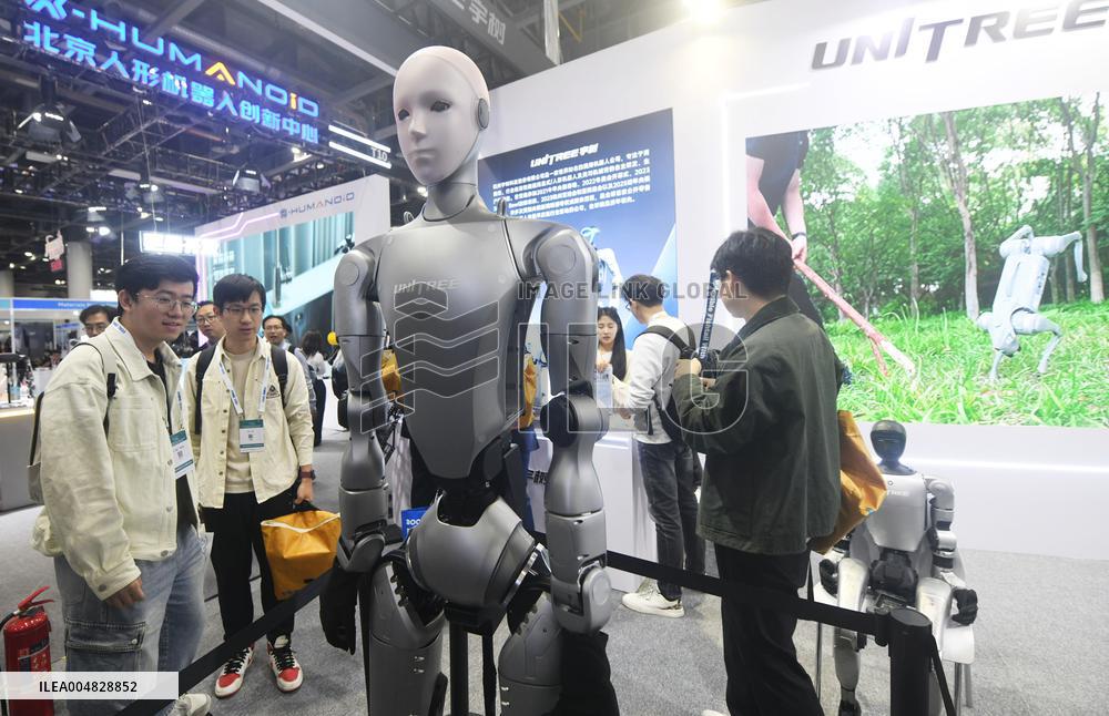 Unitree's First Biomimetic Humanoid Robot H2