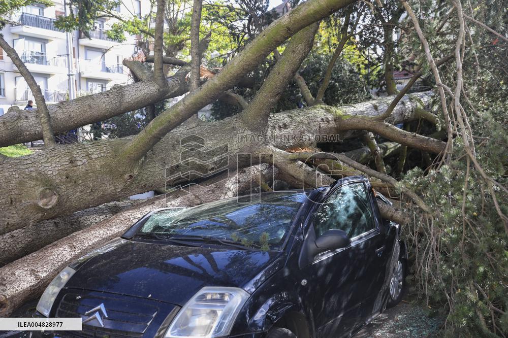 Tornado Damage Aftermath - Ermont