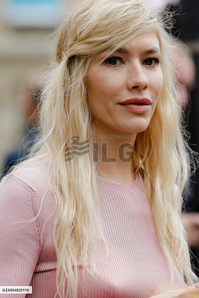 PFW - Miu Miu Street Style