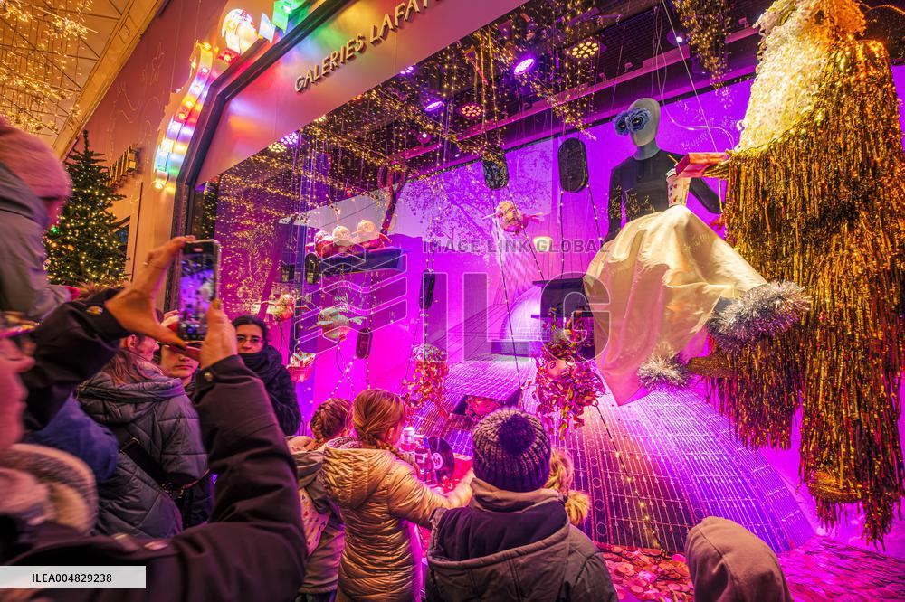 Illustration - Noel in Paris