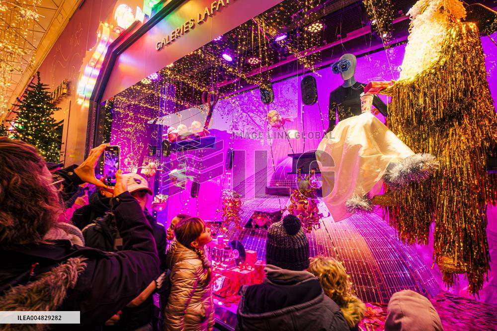 Illustration - Noel in Paris