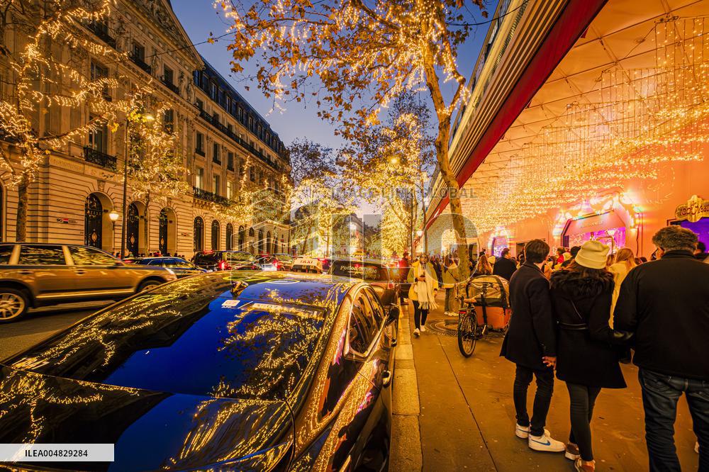 Illustration - Noel in Paris