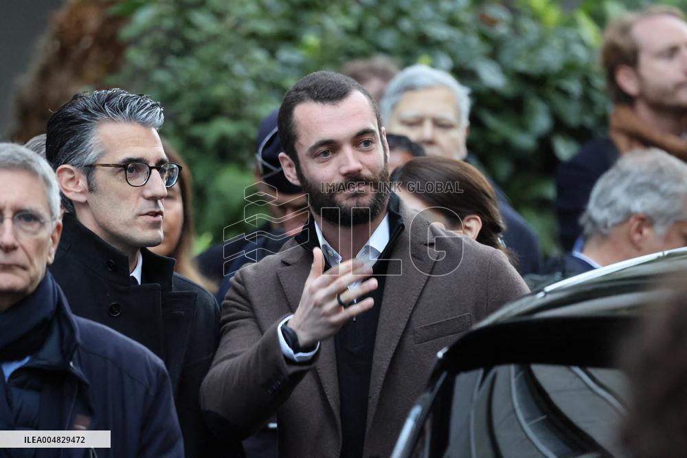 Sarkozy's Residence Before Incarceration - Paris