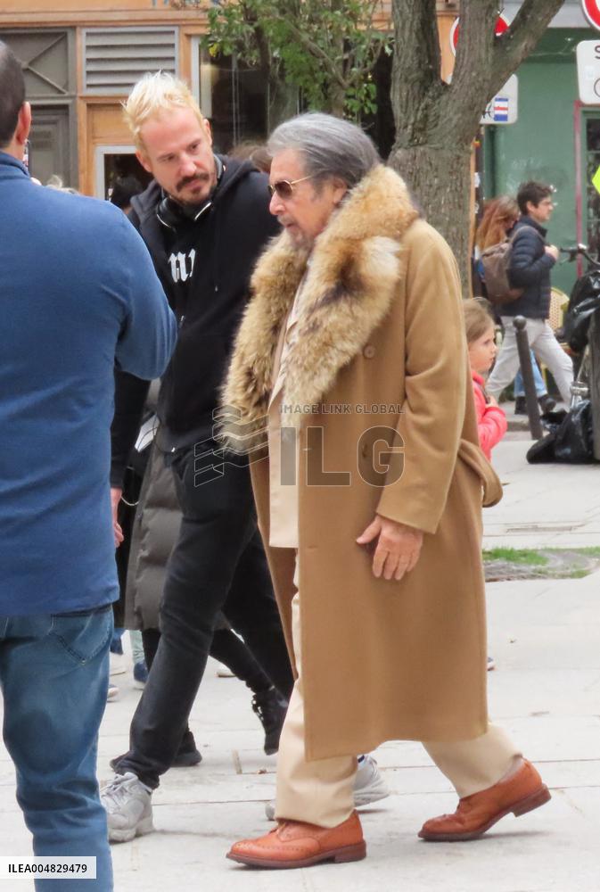 Father Joe Set - Paris