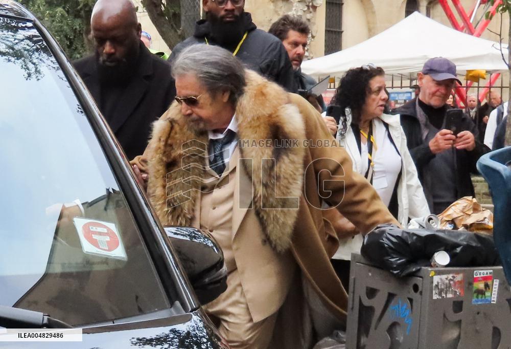 Father Joe Set - Paris