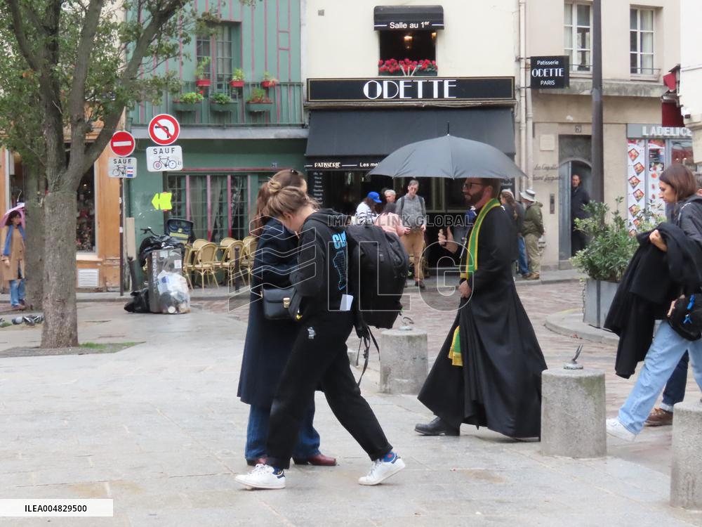 Father Joe Set - Paris