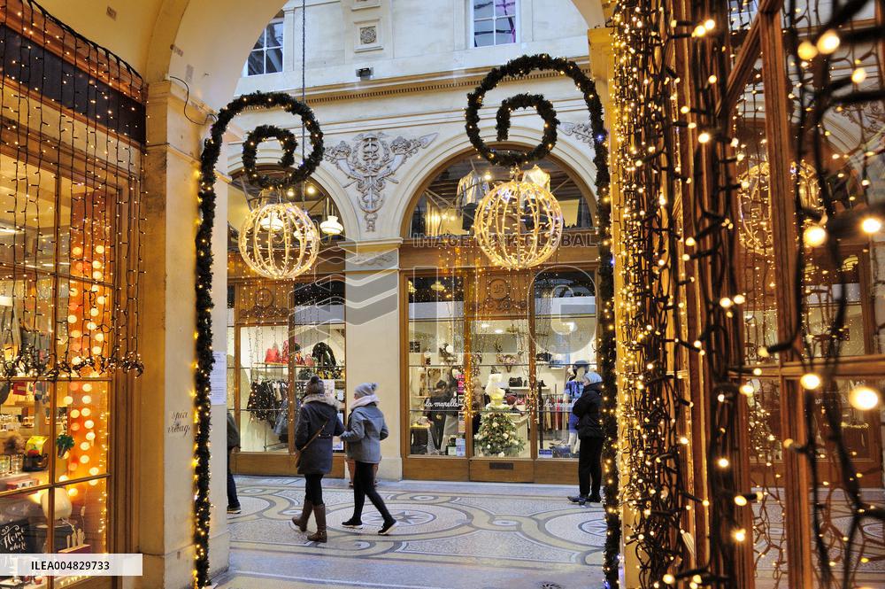 Illustration - Noel in Paris