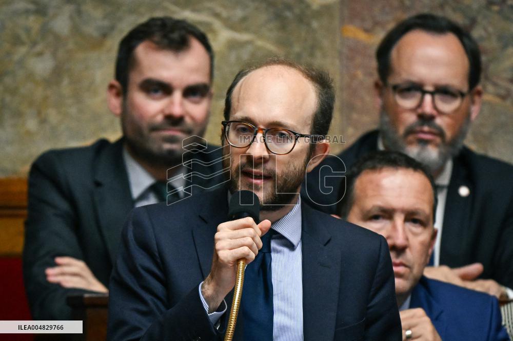 Questions to the government at the National Assembly in Paris FA