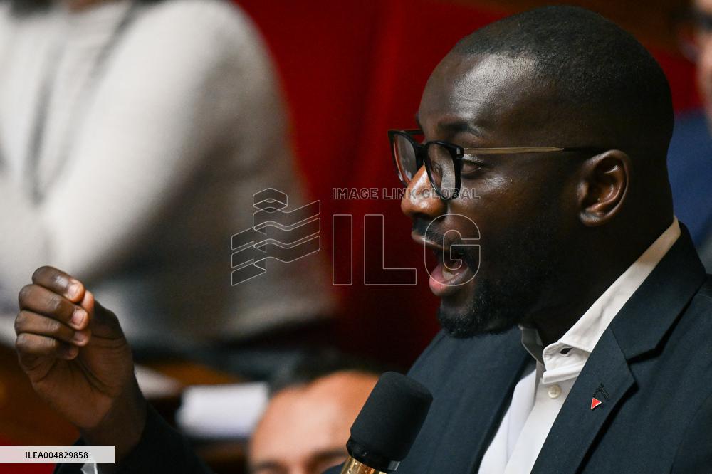 Questions to the government at the National Assembly in Paris FA