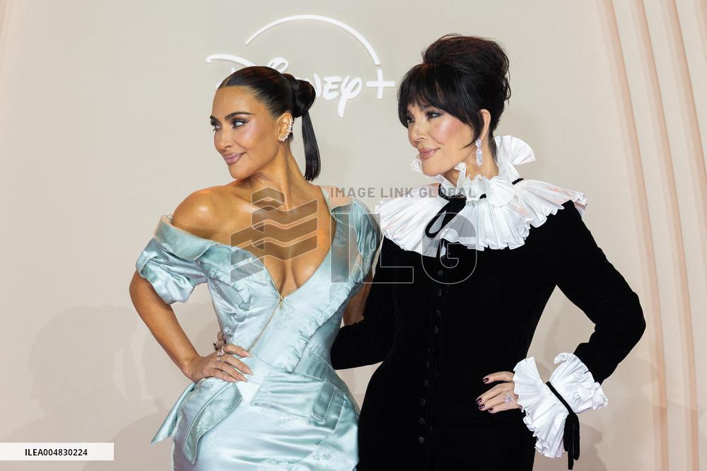 All's Fair Disney+ Paris Serie Premiere NB