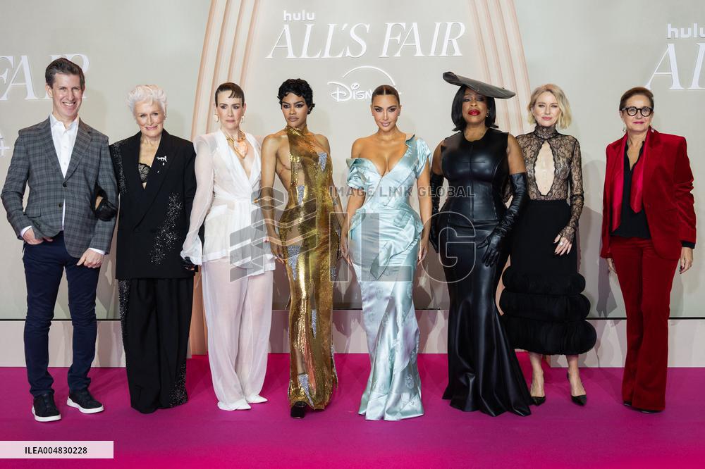 All's Fair Disney+ Paris Serie Premiere NB