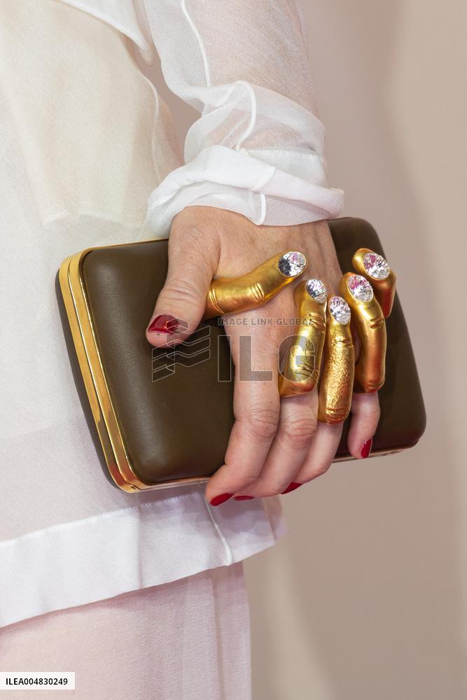 All's Fair Disney+ Paris Serie Premiere NB