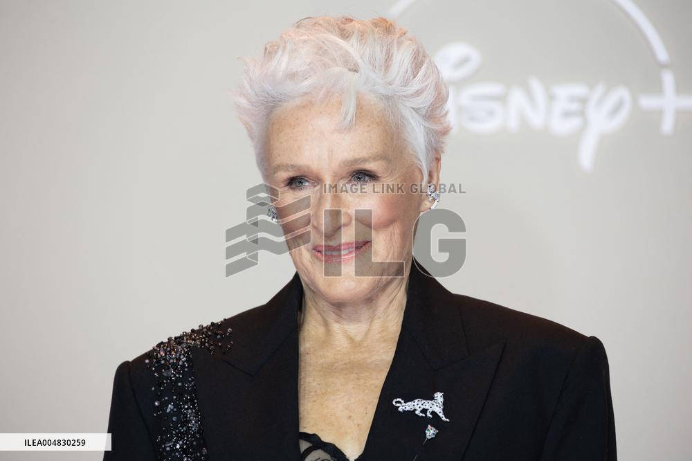 All's Fair Disney+ Paris Serie Premiere NB