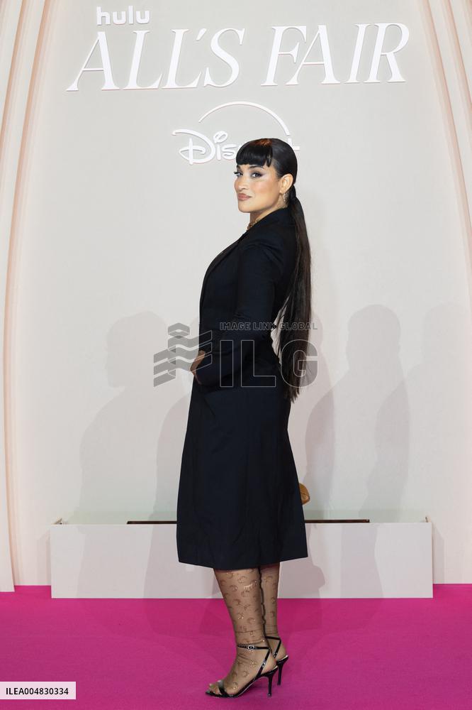 All's Fair Disney+ Paris Serie Premiere NB
