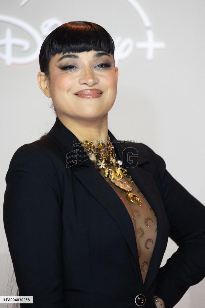 All's Fair Disney+ Paris Serie Premiere NB