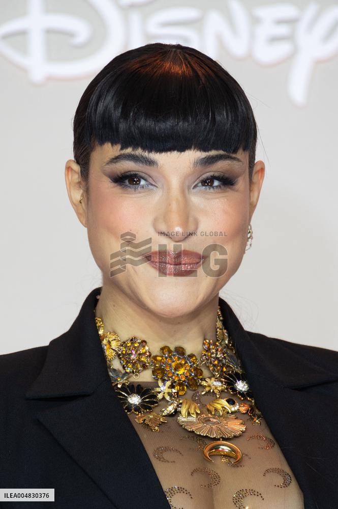 All's Fair Disney+ Paris Serie Premiere NB