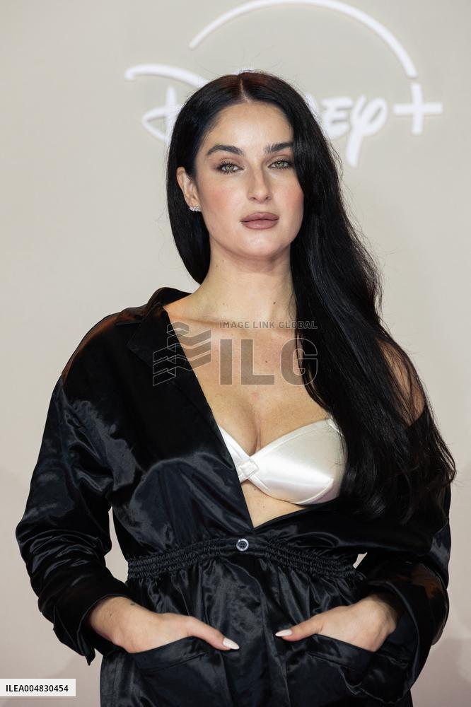 All's Fair Disney+ Paris Serie Premiere NB