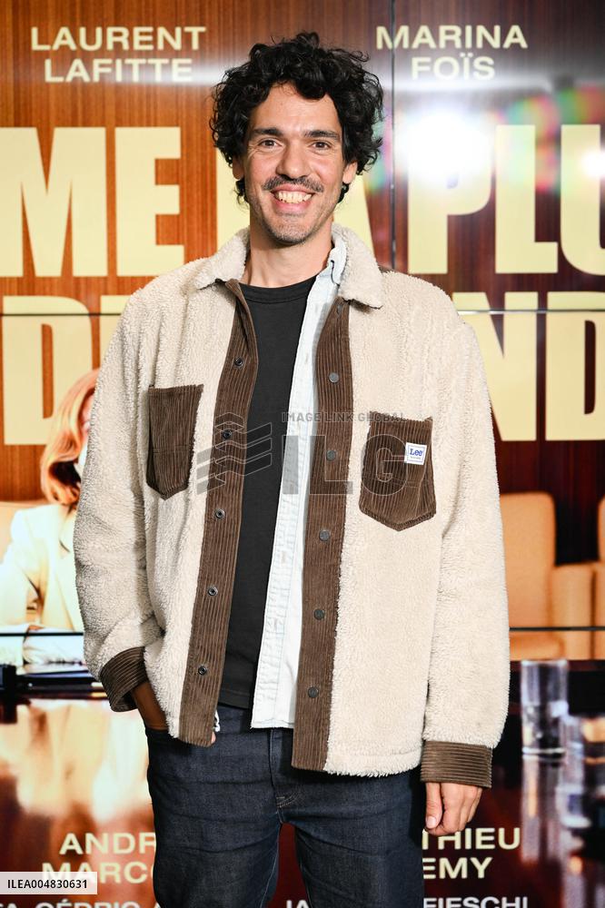 La Femme La Plus Riche Du Monde Premiere