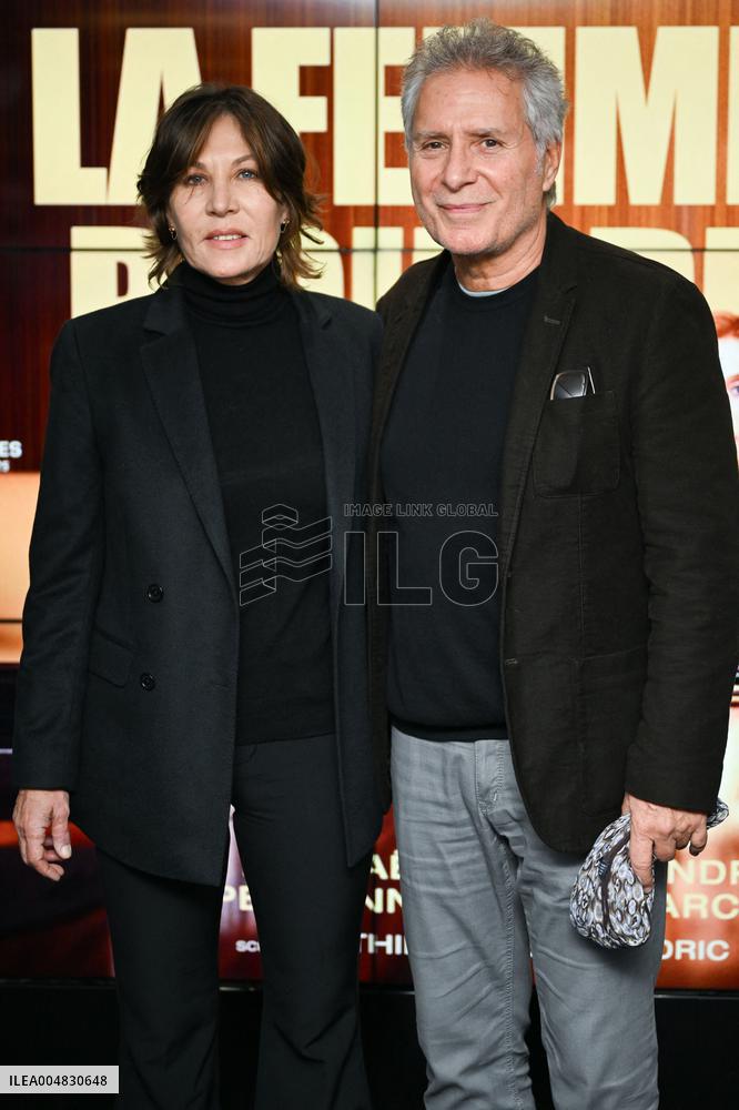 La Femme La Plus Riche Du Monde Premiere