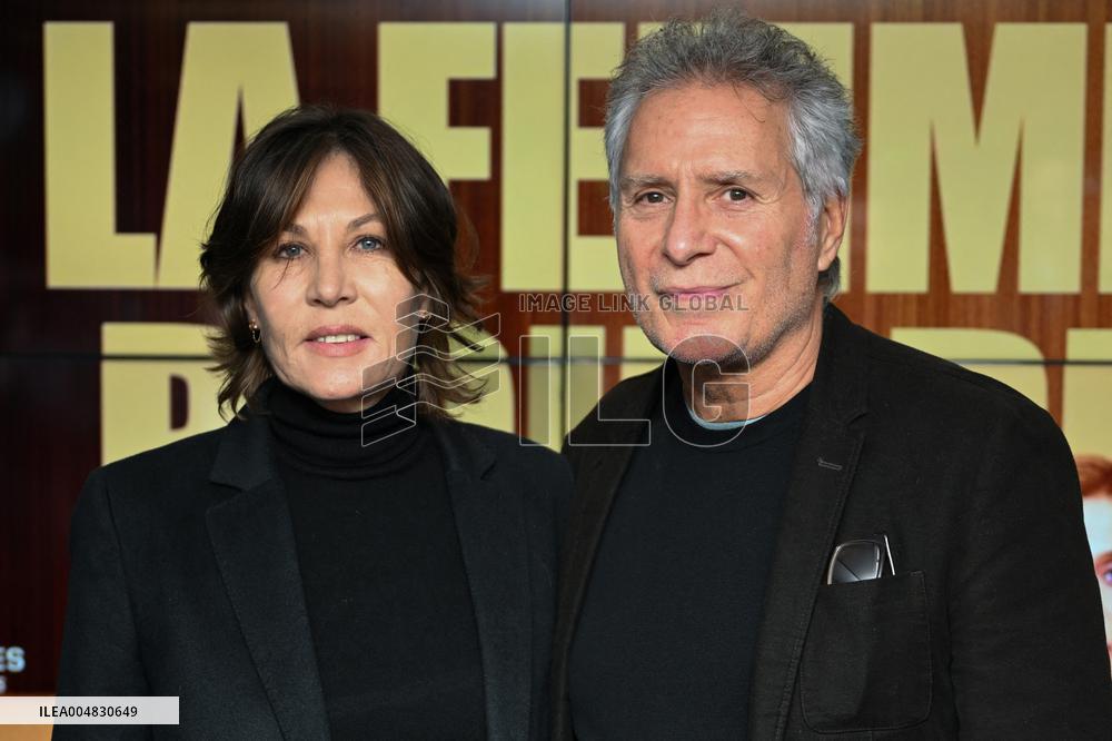 La Femme La Plus Riche Du Monde Premiere