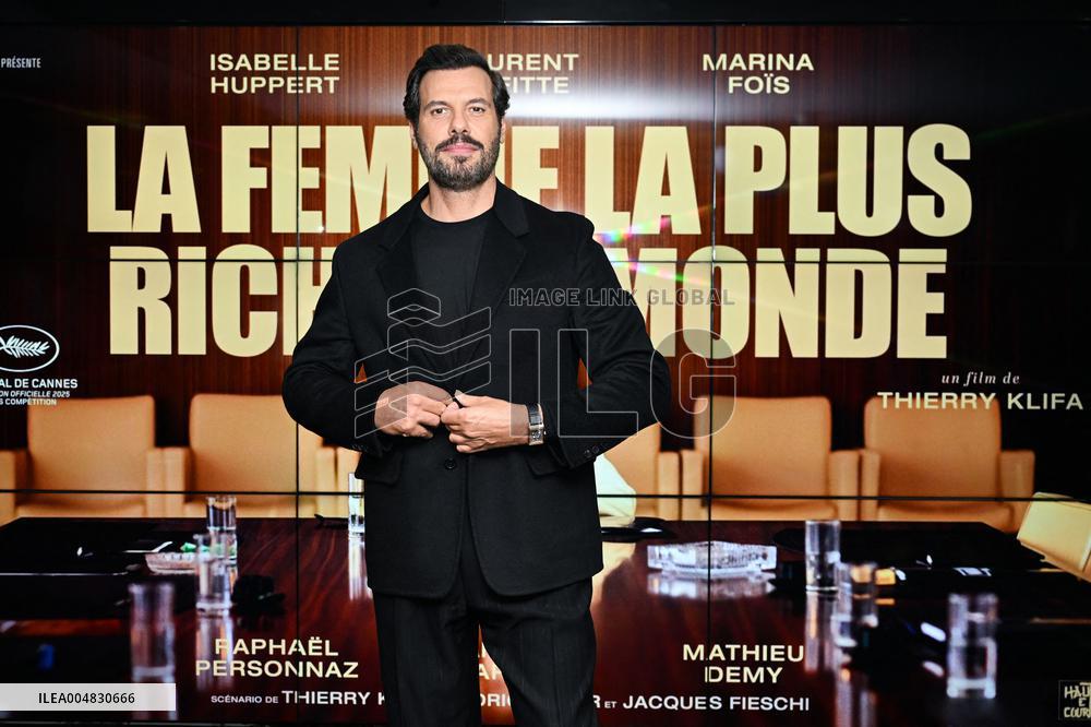 La Femme La Plus Riche Du Monde Premiere