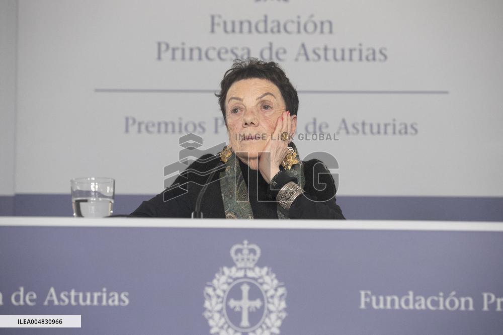 Graciela Iturbide Attends Press Conference - Spain