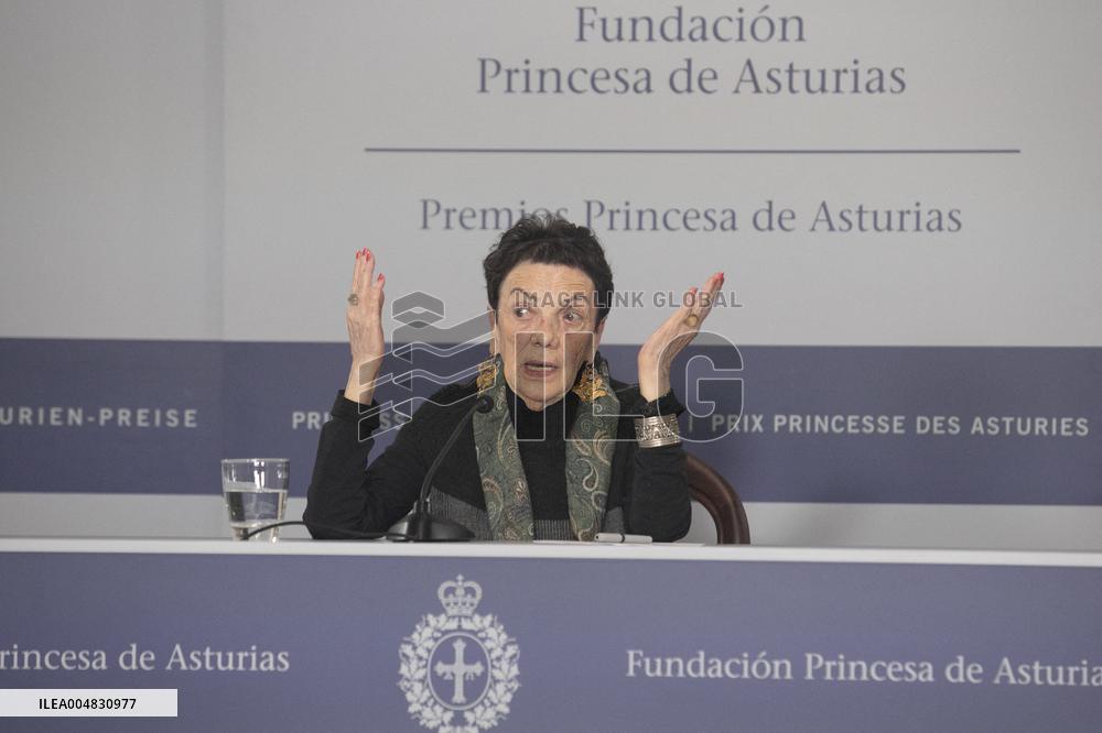 Graciela Iturbide Attends Press Conference - Spain