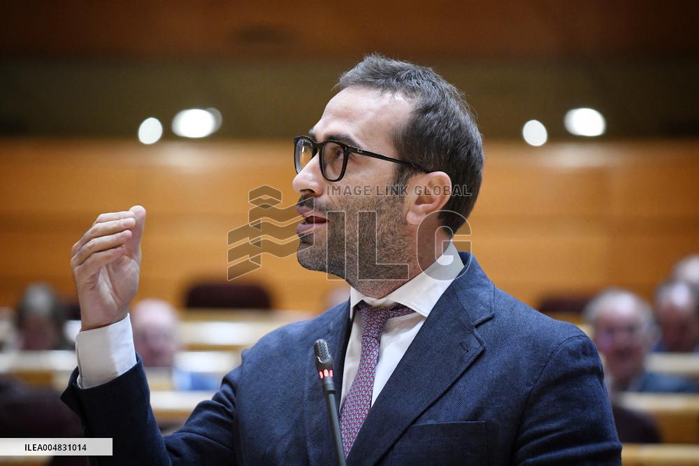 Government Faces Economic Questions in Senate - Madrid