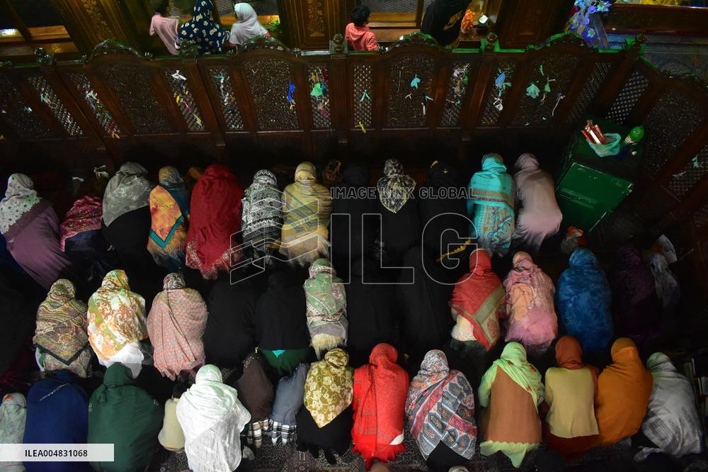 Sheikh ul Alam Posthumous Ceremony - India