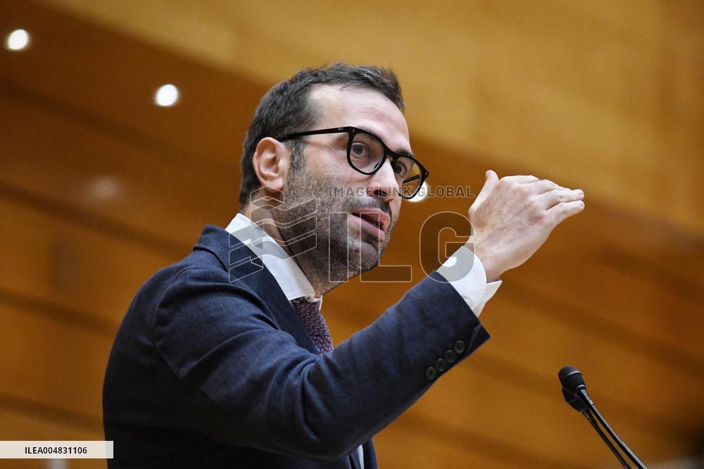 Government Faces Economic Questions in Senate - Madrid