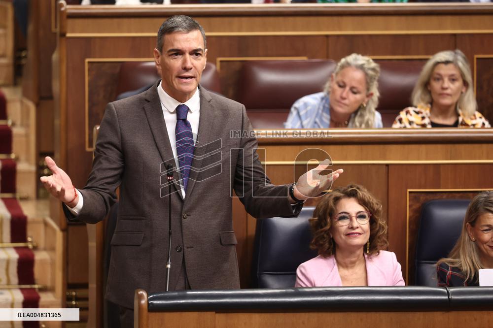 Government Faces Economic Questions in Senate - Madrid
