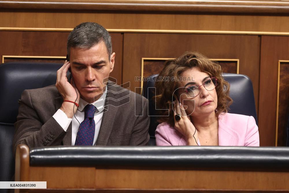 Government Faces Economic Questions in Senate - Madrid