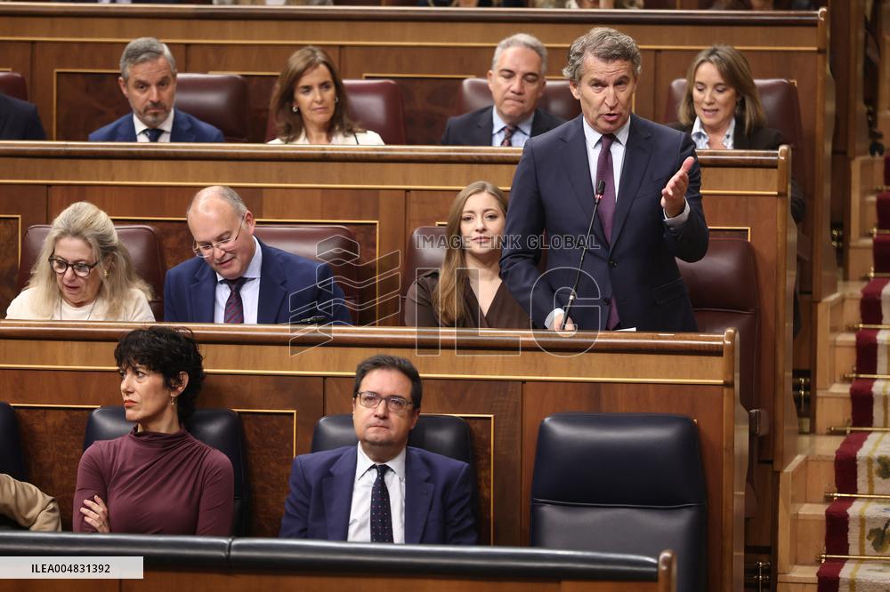 Government Faces Economic Questions in Senate - Madrid