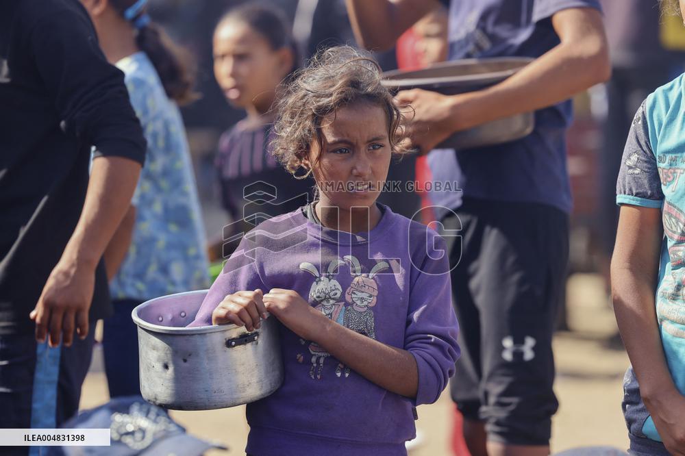 Food Crisis - Khan Yunis