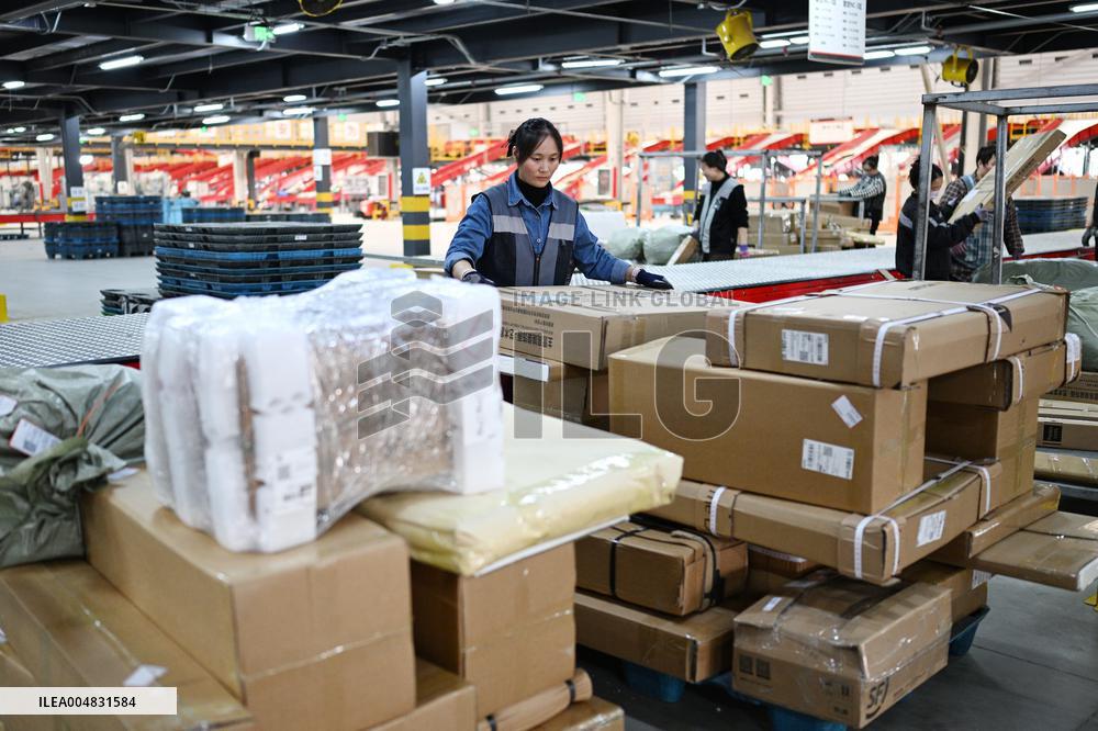 11.11 Express logistics