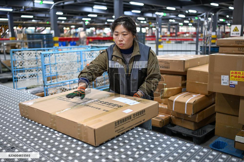11.11 Express logistics