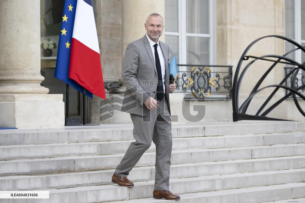 Weekly Cabinet Meeting - Paris